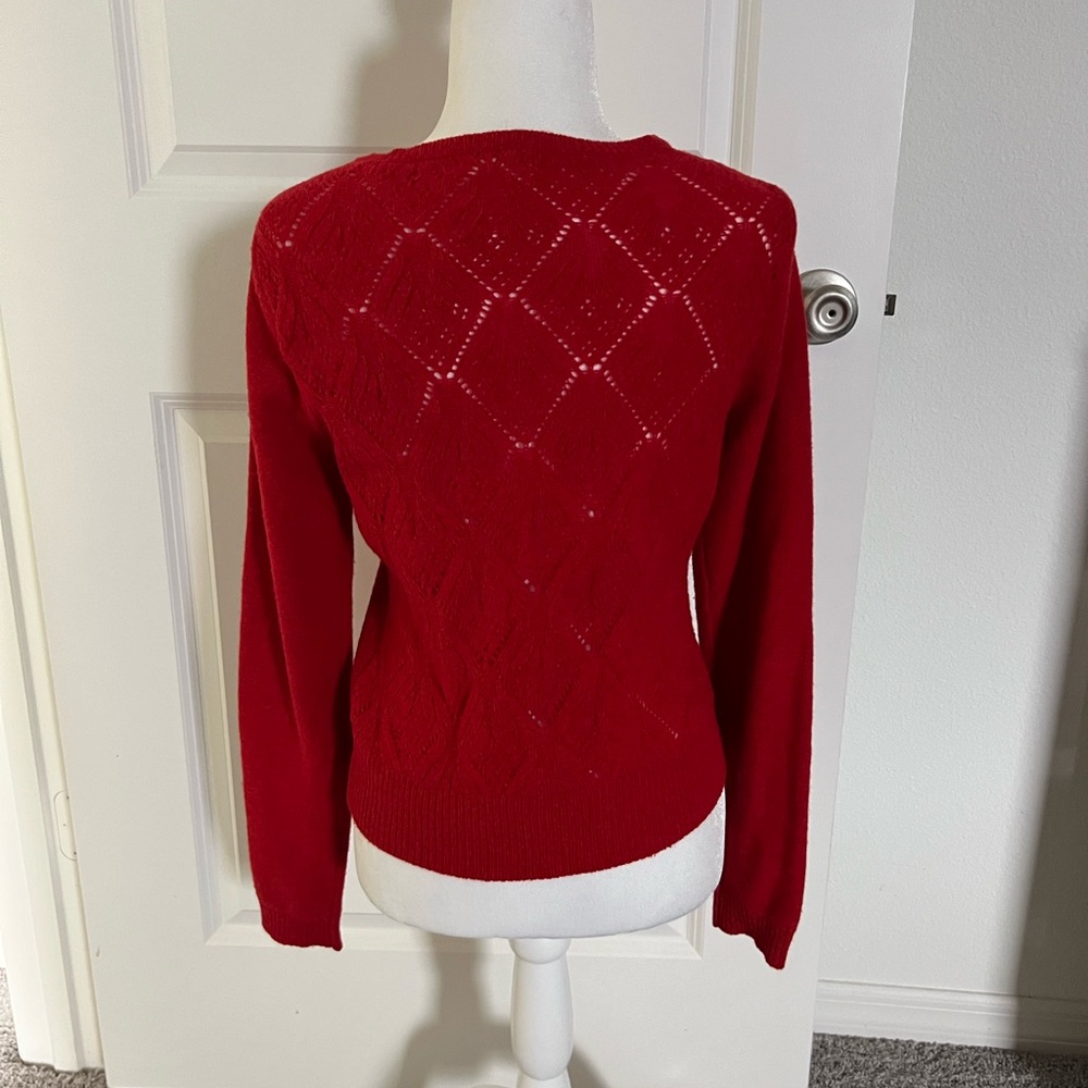 EUC Anthropologie Sleeping on Snow Red Flower Cardigan Medium - Picture 7 of 11